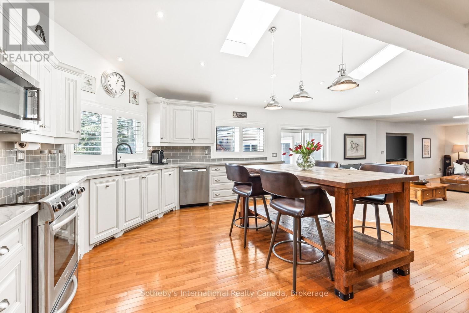 24 BIRKBANK DRIVE Image 8