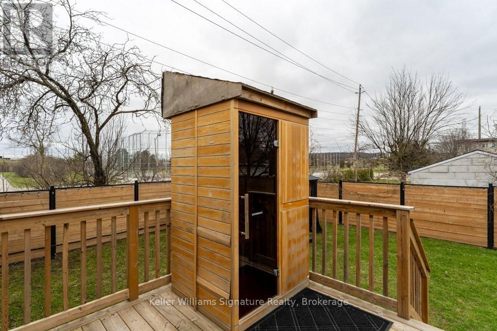 1233 CORIC AVENUE Image 43