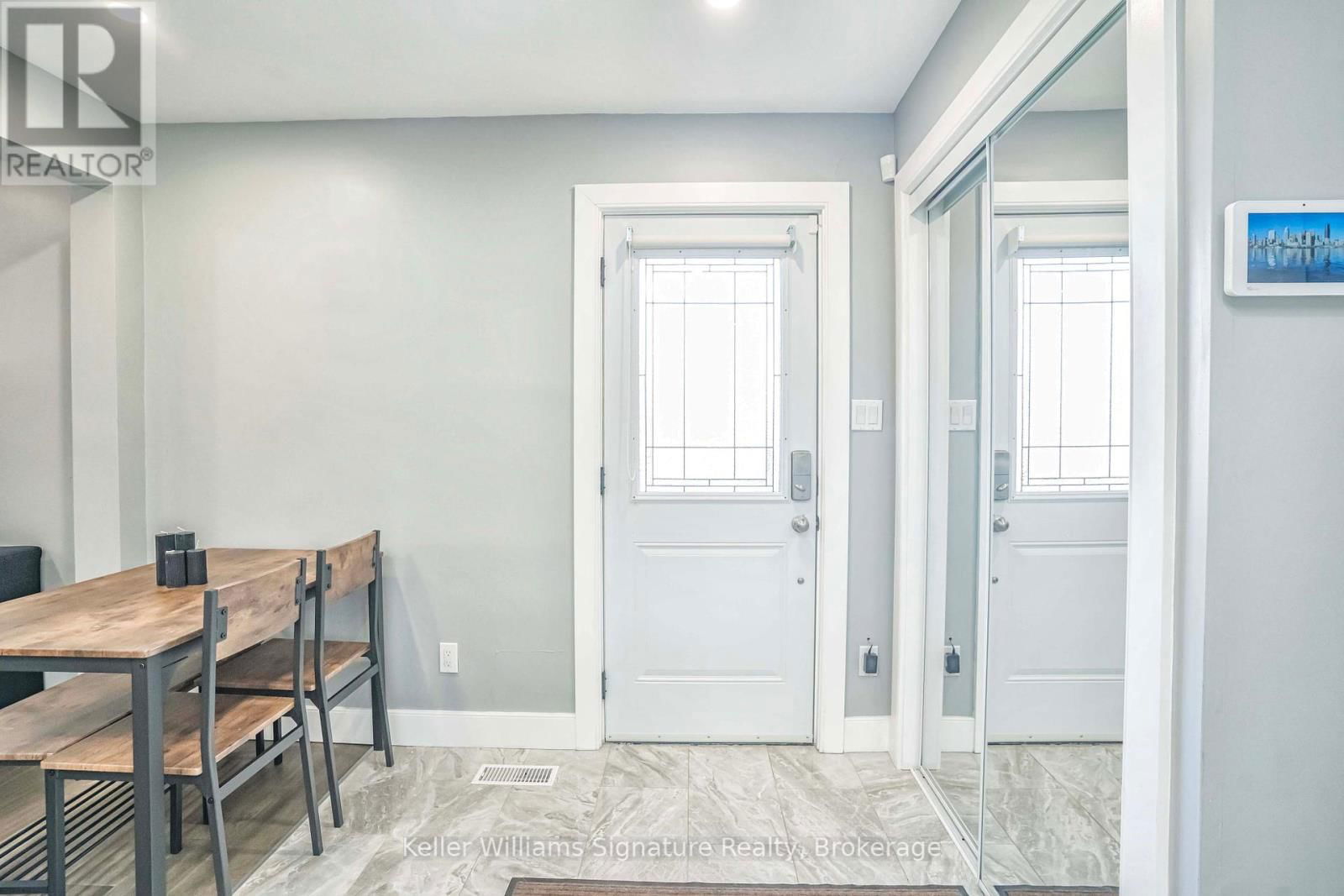1233 CORIC AVENUE Image 6