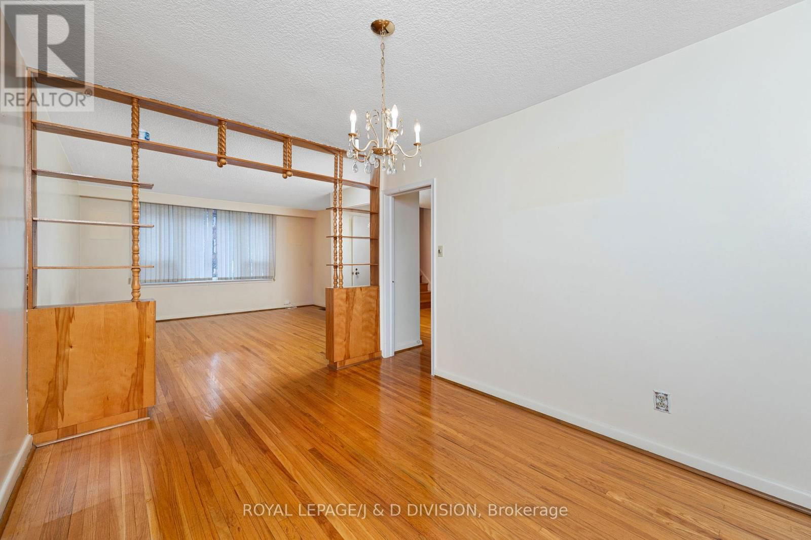 51 EDINBOROUGH COURT Image 9