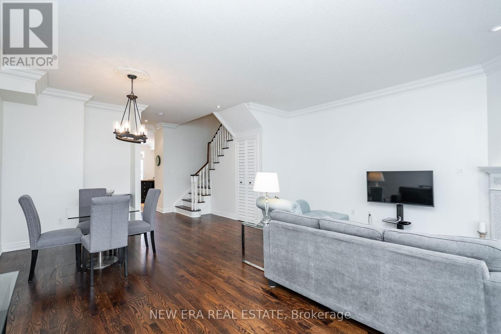 15 - 138 WATERSIDE DRIVE Image 13