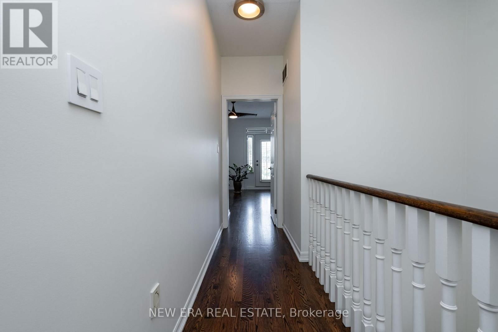 15 - 138 WATERSIDE DRIVE Image 20
