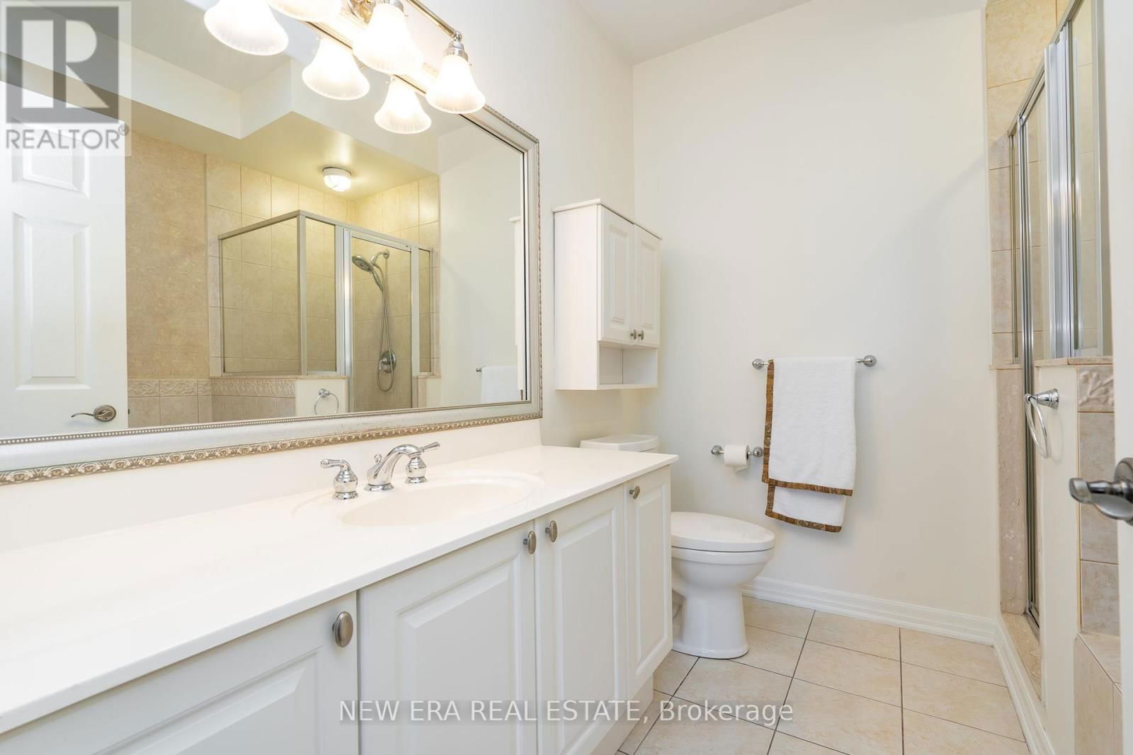 15 - 138 WATERSIDE DRIVE Image 27