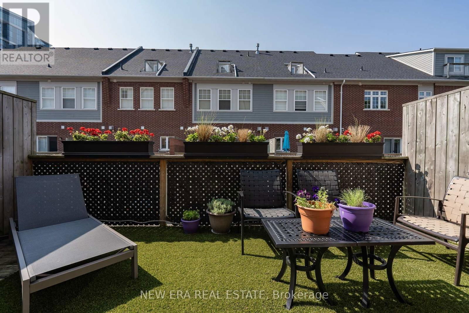 15 - 138 WATERSIDE DRIVE Image 33