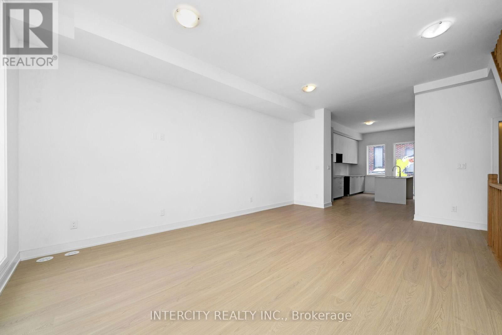 23 DESIREE PLACE Image 11