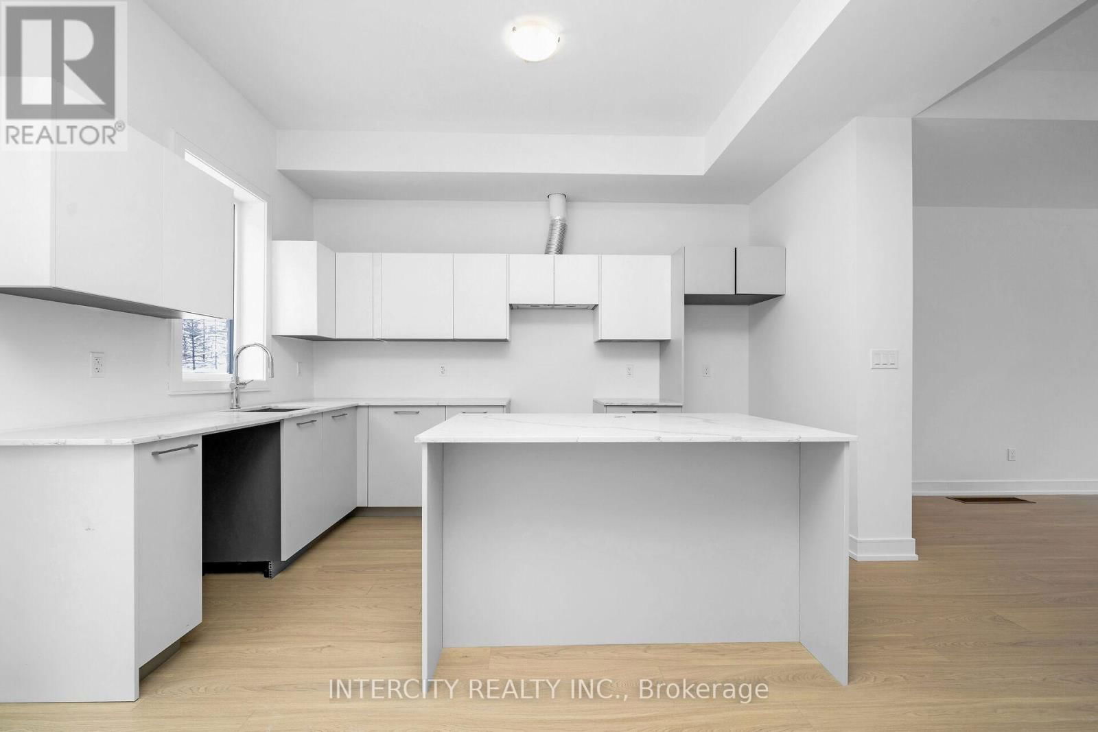 6 WYLIE STREET Image 14