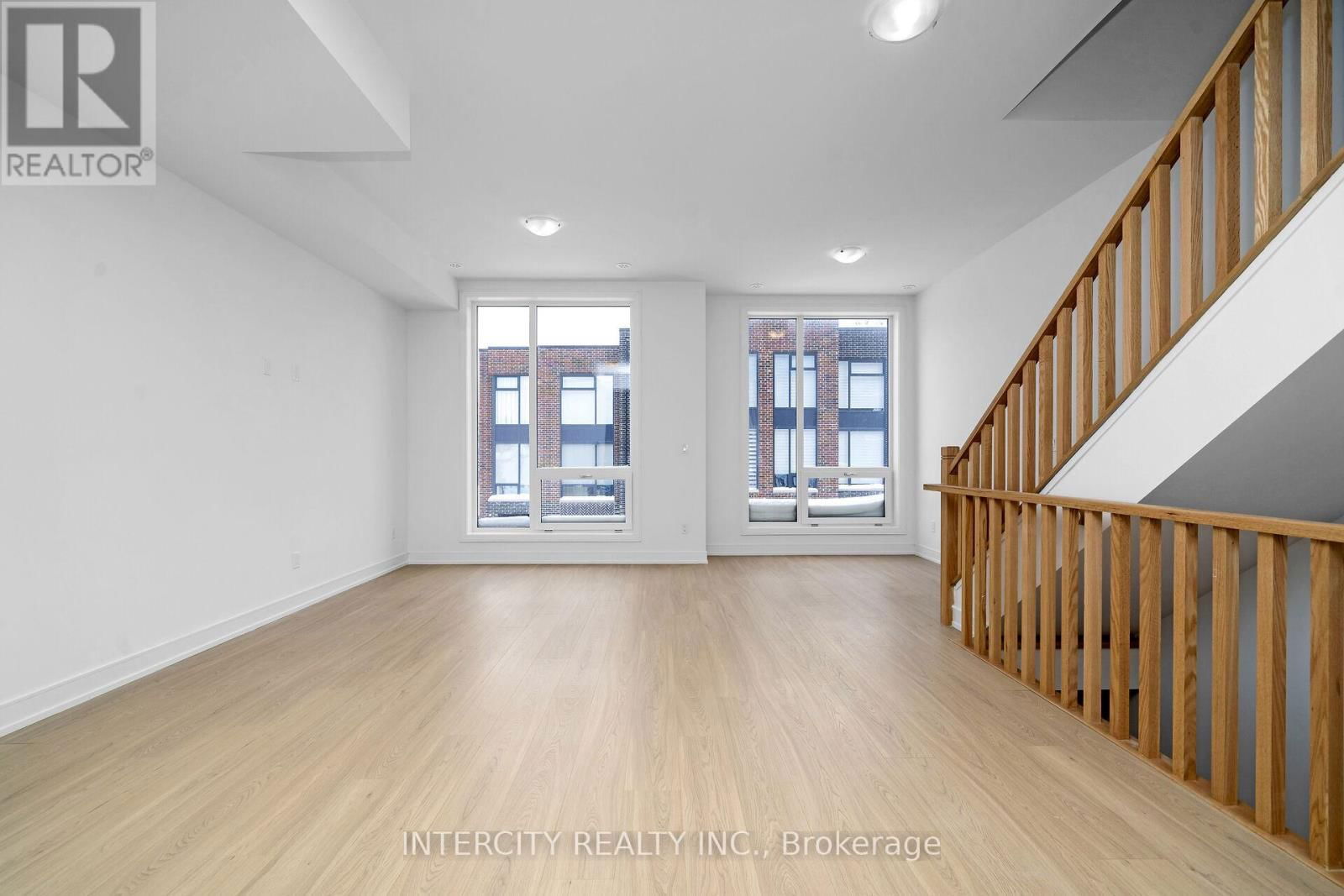 6 WYLIE STREET Image 17