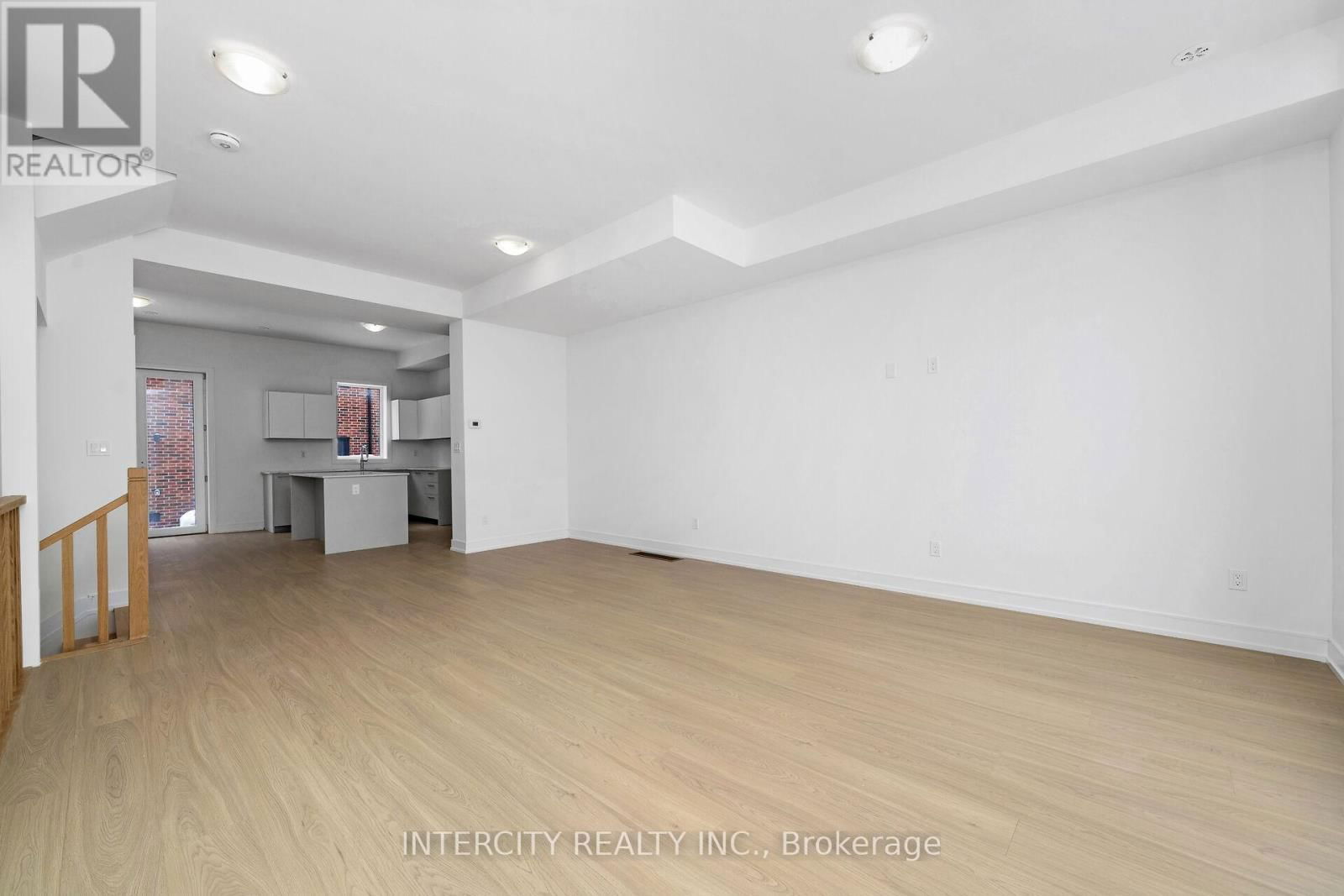 6 WYLIE STREET Image 20