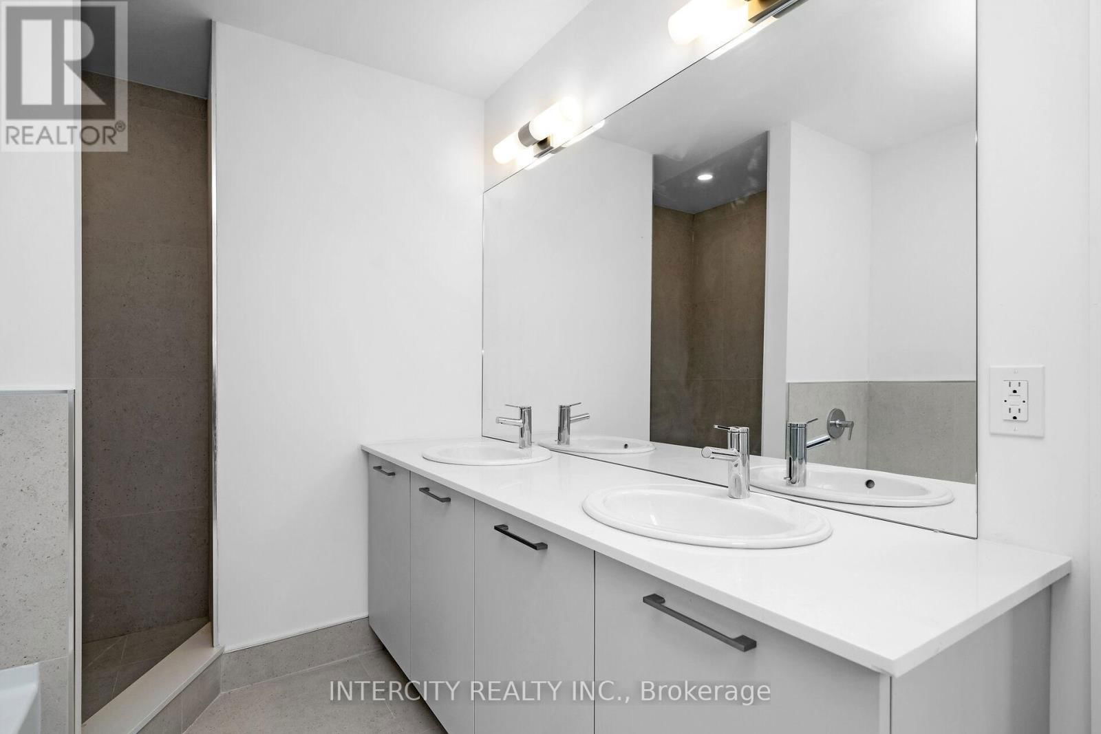 6 WYLIE STREET Image 26