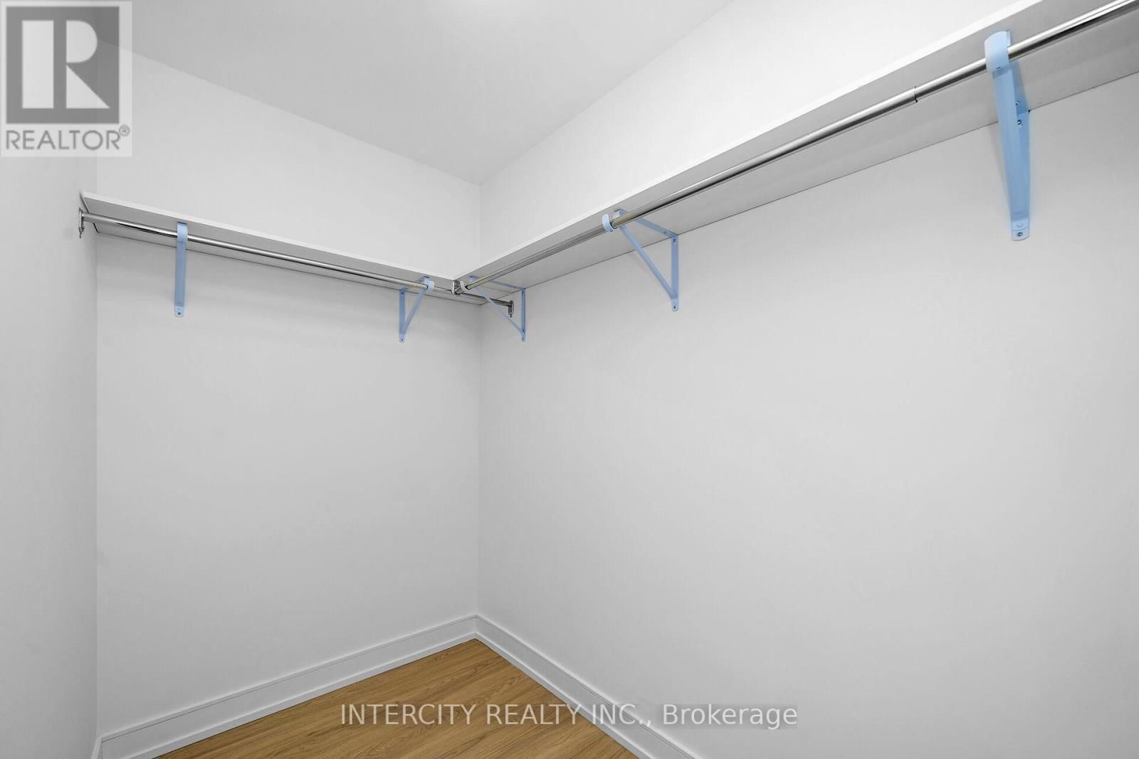 6 WYLIE STREET Image 27
