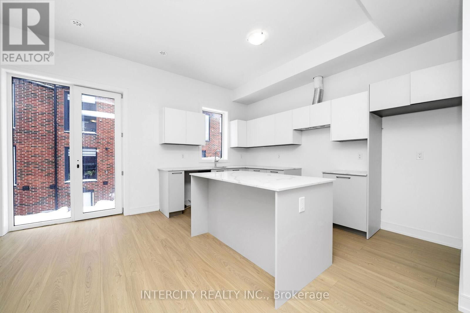 6 WYLIE STREET Image 9