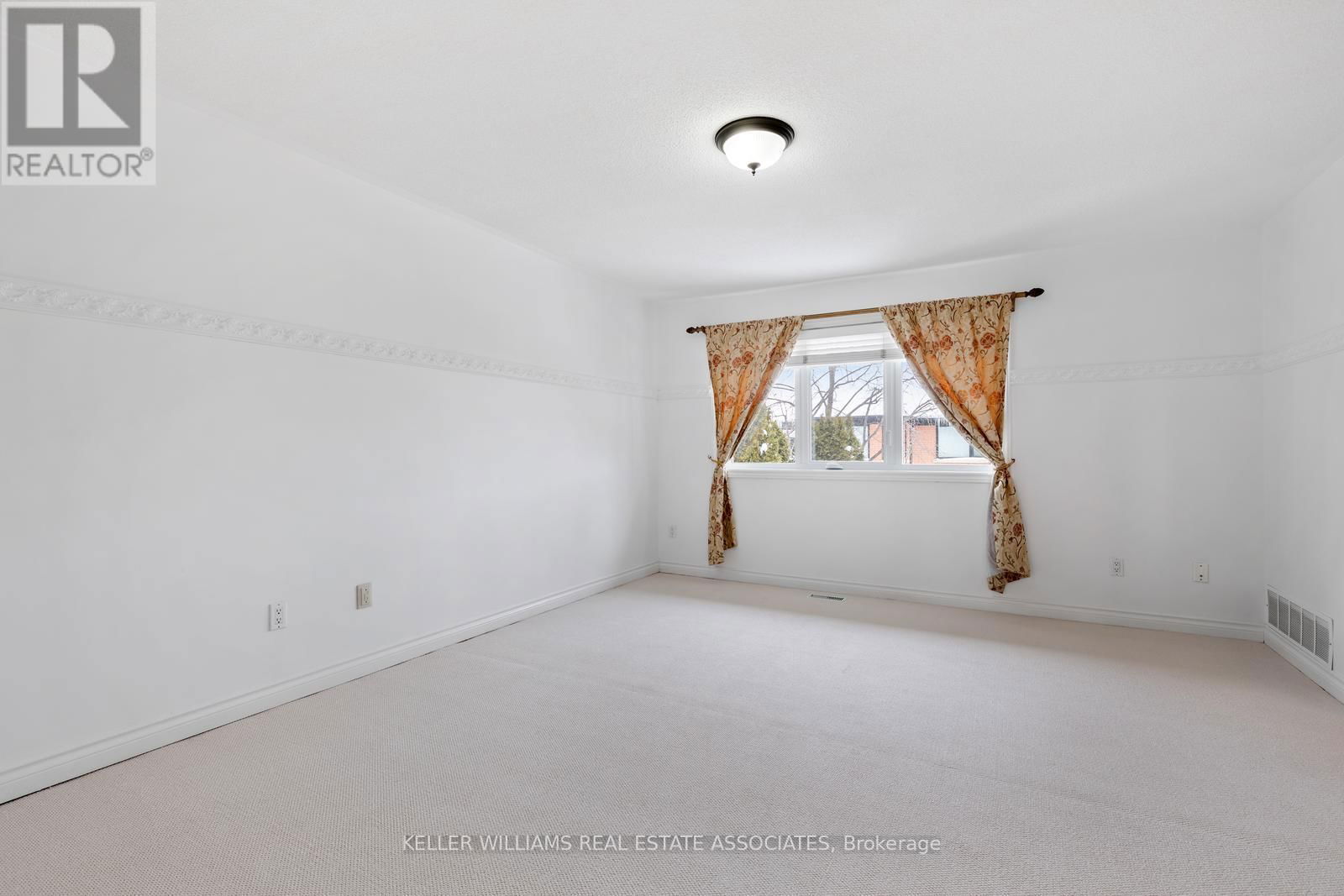 60 - 5480 GLEN ERIN DRIVE Image 22