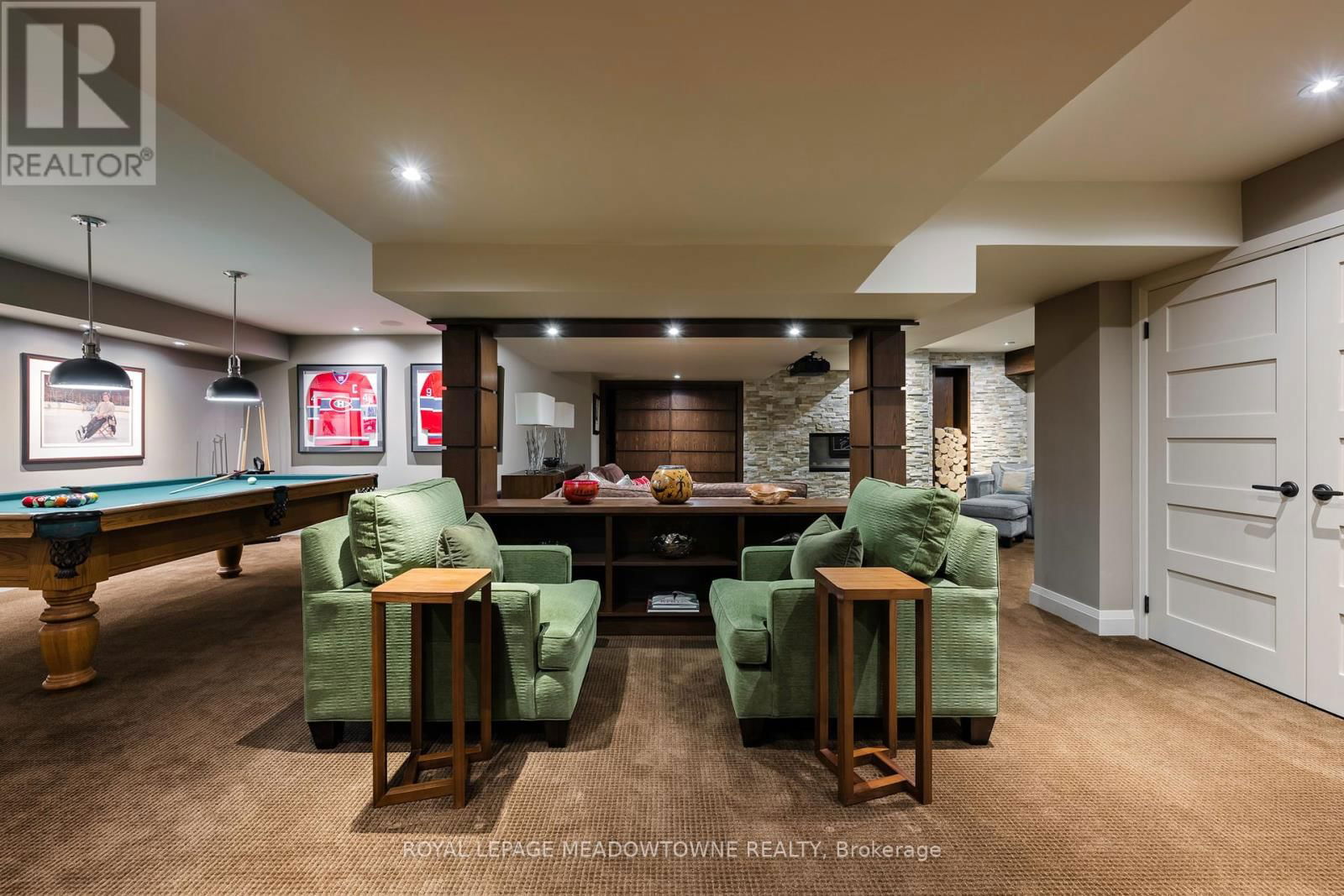 28 PINE TREE CRESCENT Image 36