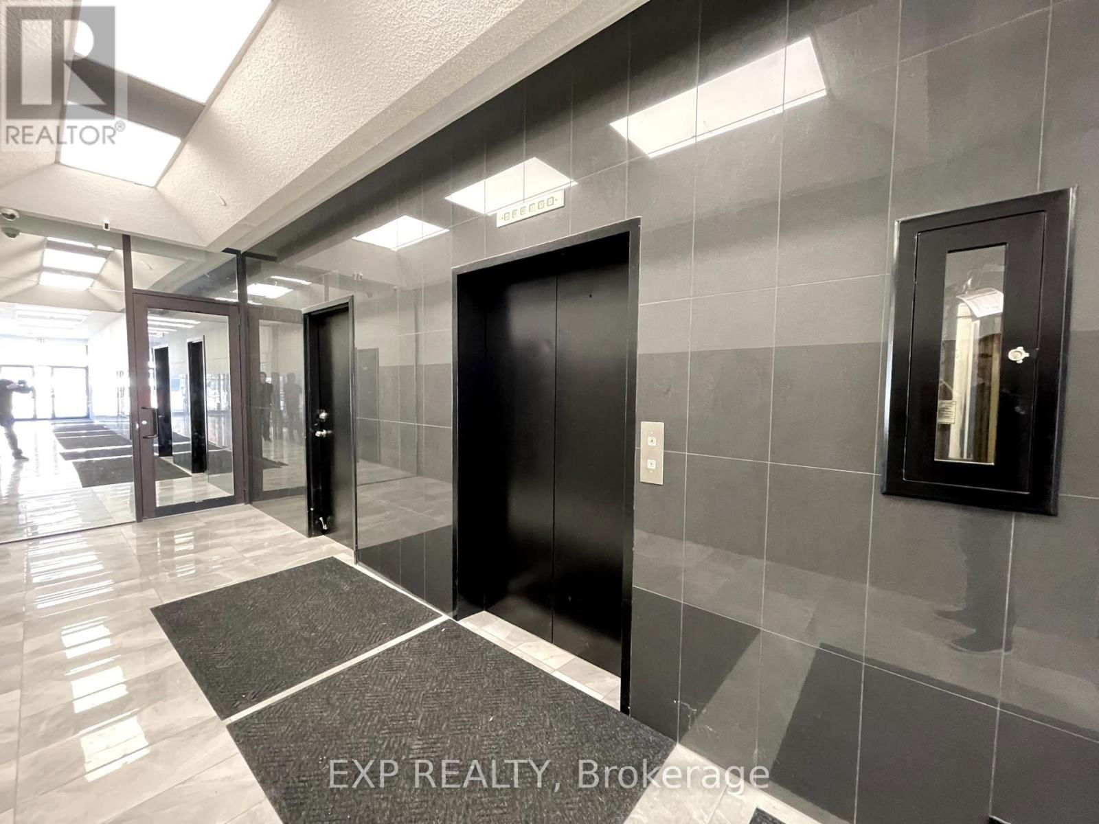 205-5A - 230 LAKESHORE ROAD EAST Image 9
