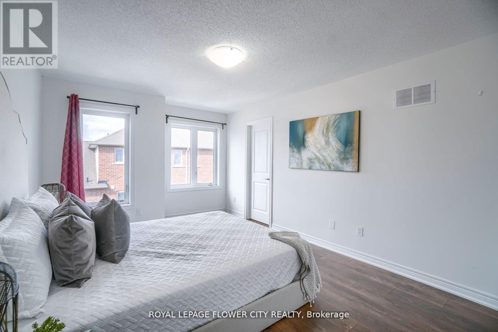 14 FAYE STREET Image 28