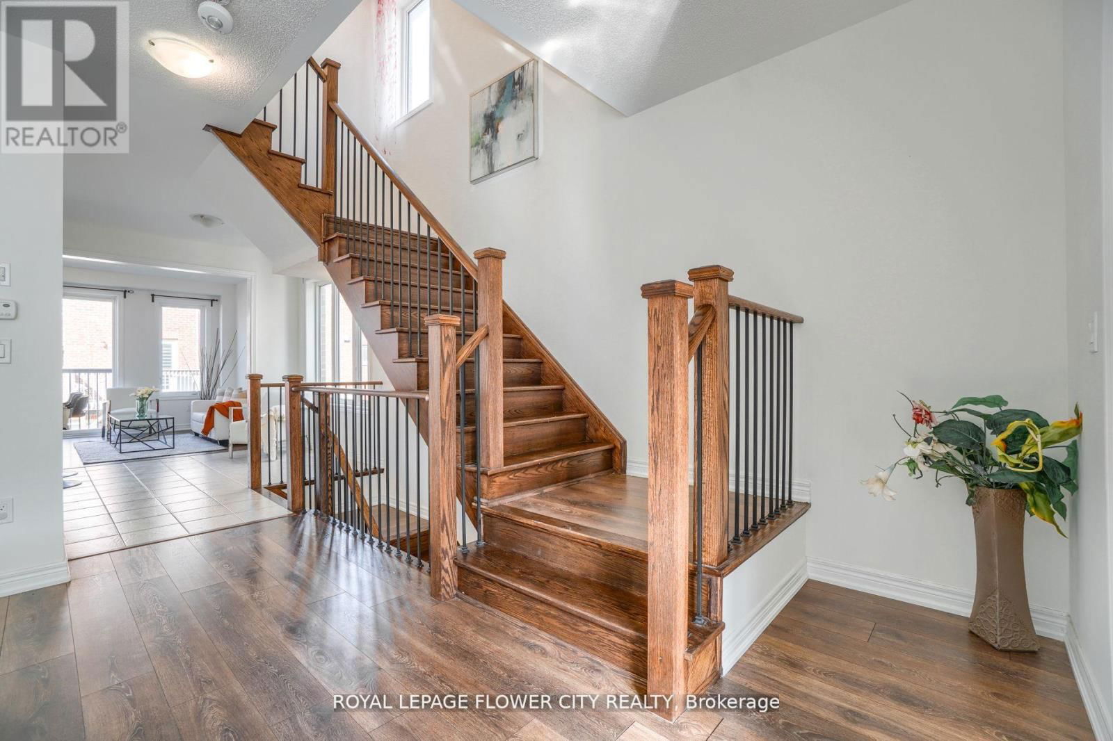 14 FAYE STREET Image 32