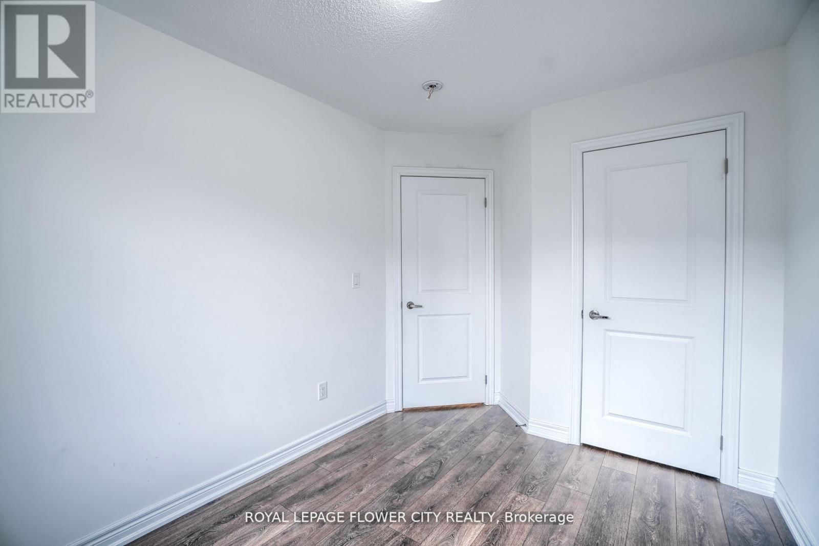 14 FAYE STREET Image 35