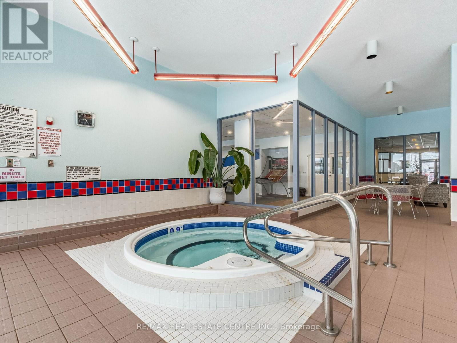 1616 - 250 WEBB DRIVE Image 30