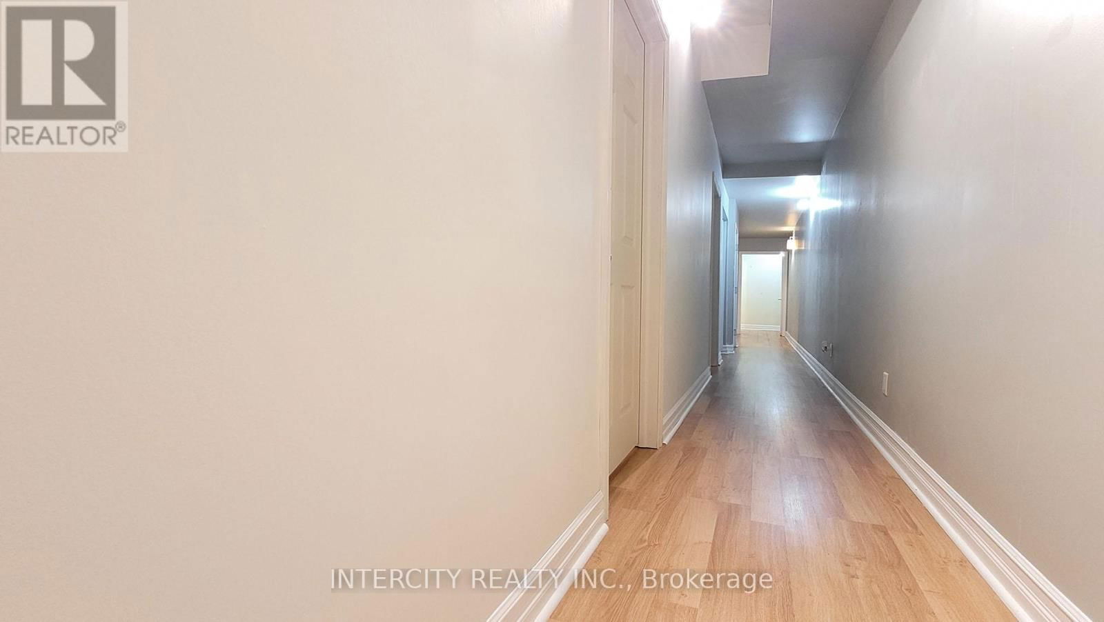 86 LAKESHORE ROAD WEST Image 39