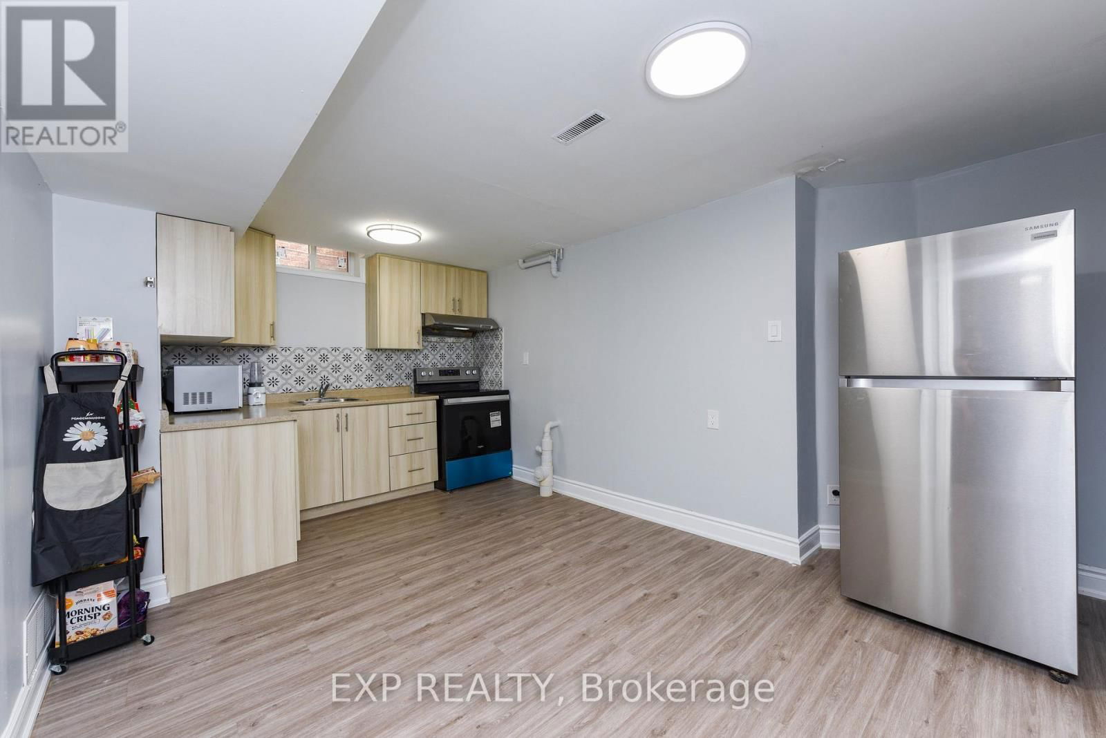 28 FAIRLIGHT STREET Image 18