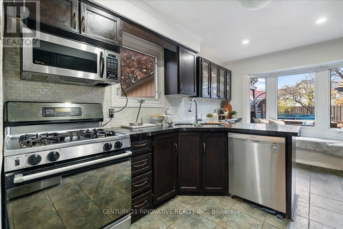 3061 ILOMAR COURT Image 13