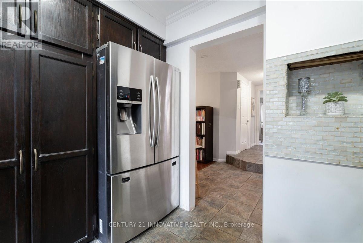 3061 ILOMAR COURT Image 14