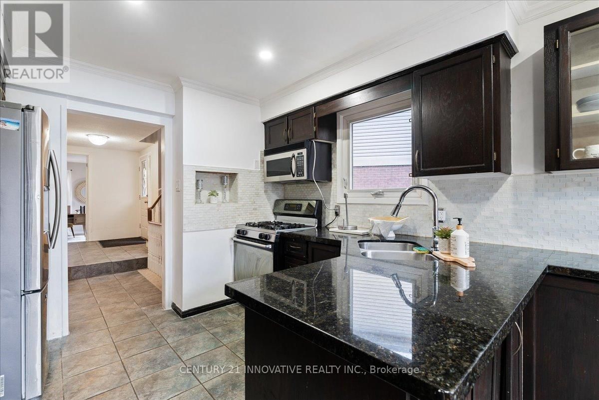 3061 ILOMAR COURT Image 15