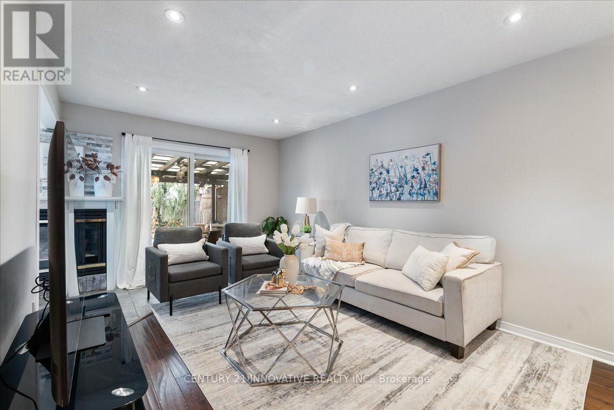 3061 ILOMAR COURT Image 22