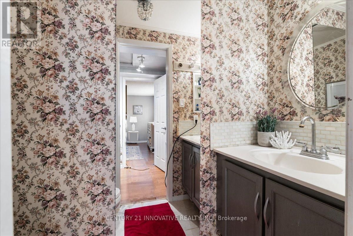 3061 ILOMAR COURT Image 32