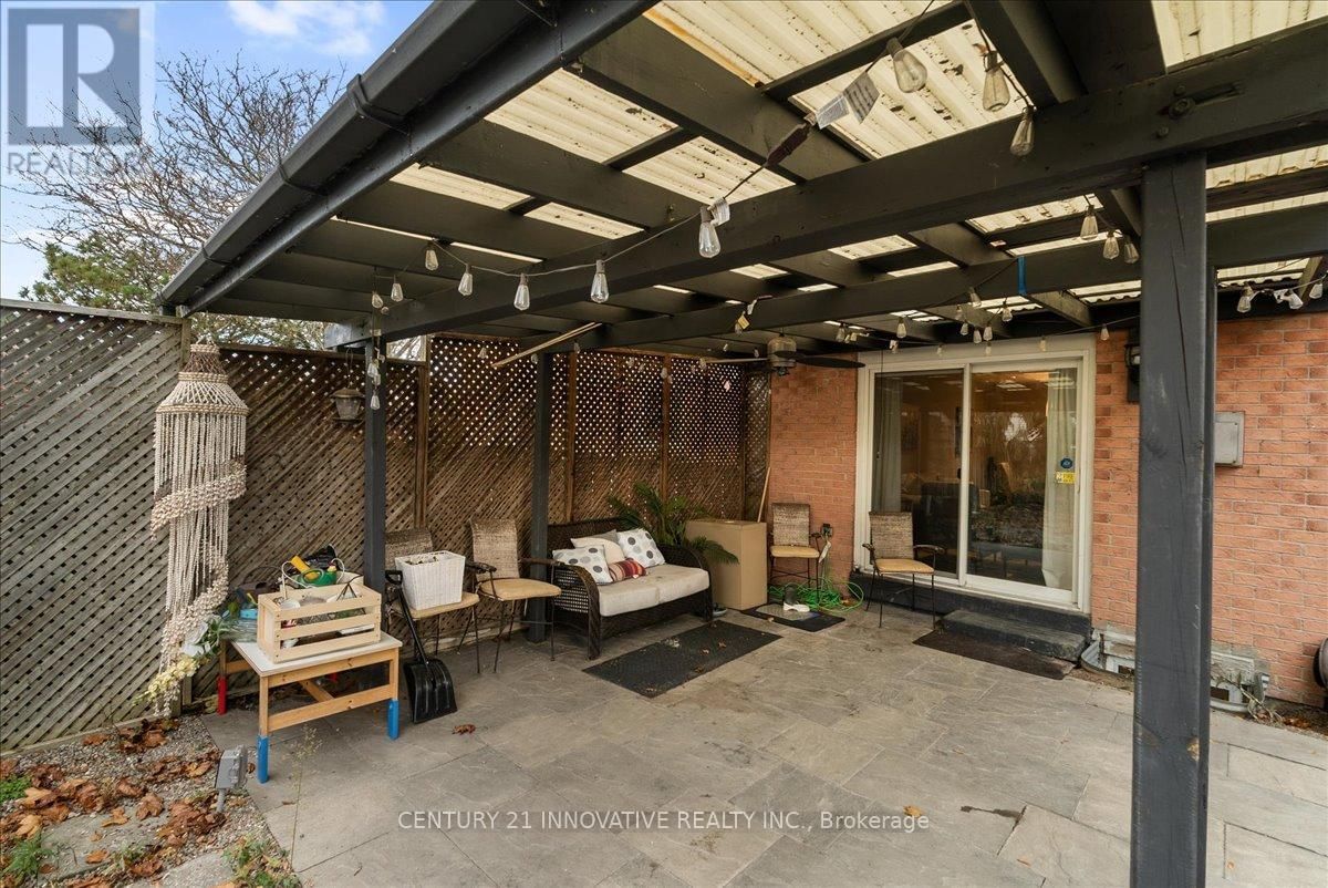 3061 ILOMAR COURT Image 44