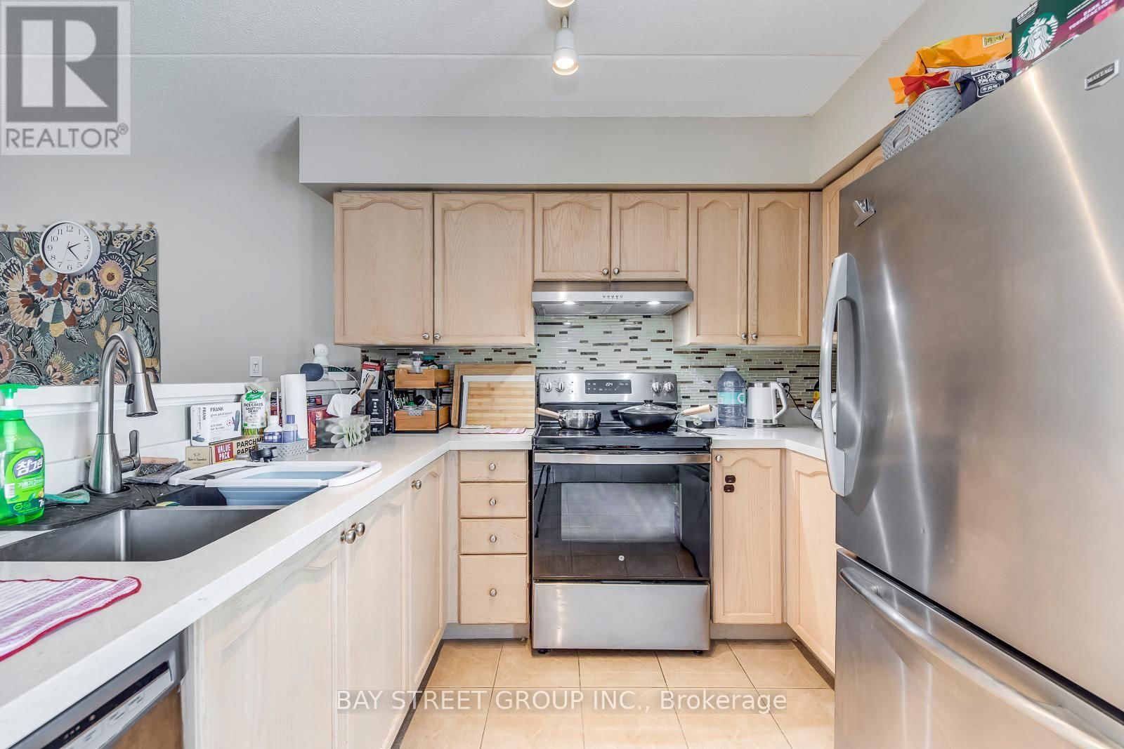 216 - 1480 BISHOPS GATE Image 25