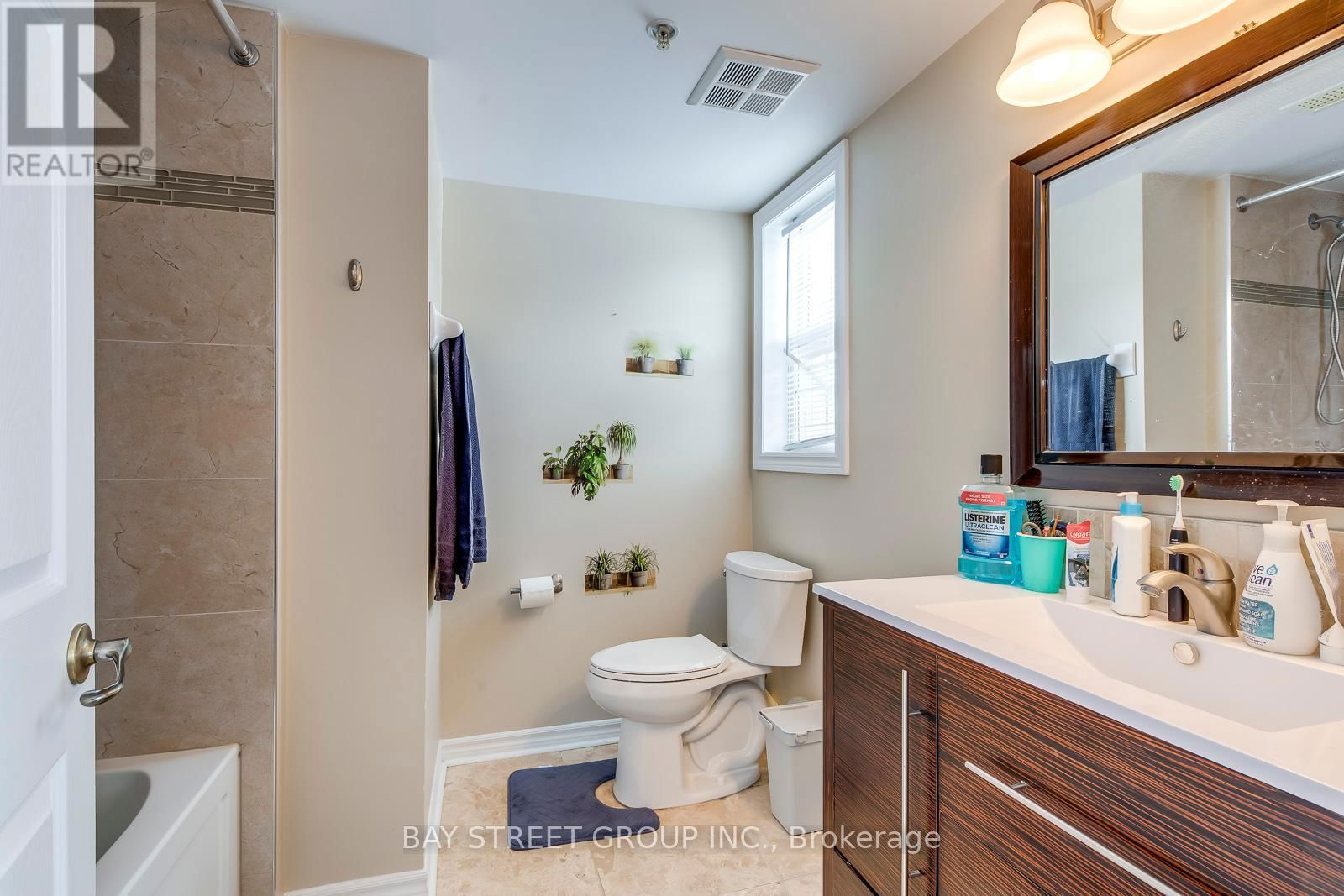 216 - 1480 BISHOPS GATE Image 30