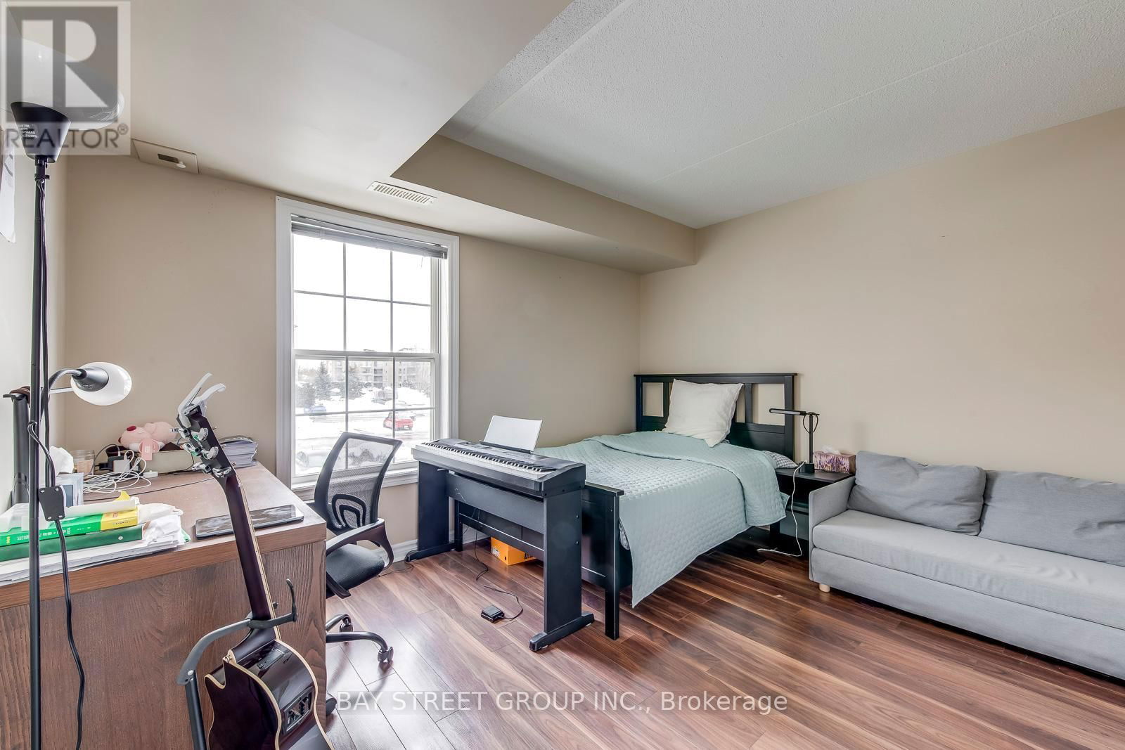 216 - 1480 BISHOPS GATE Image 33