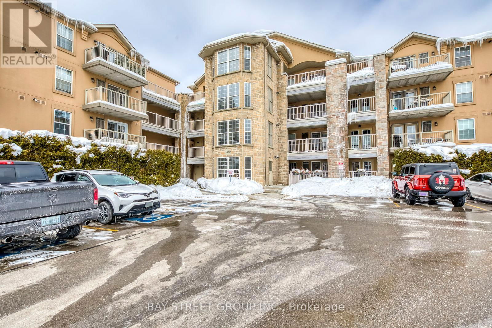 216 - 1480 BISHOPS GATE Image 9