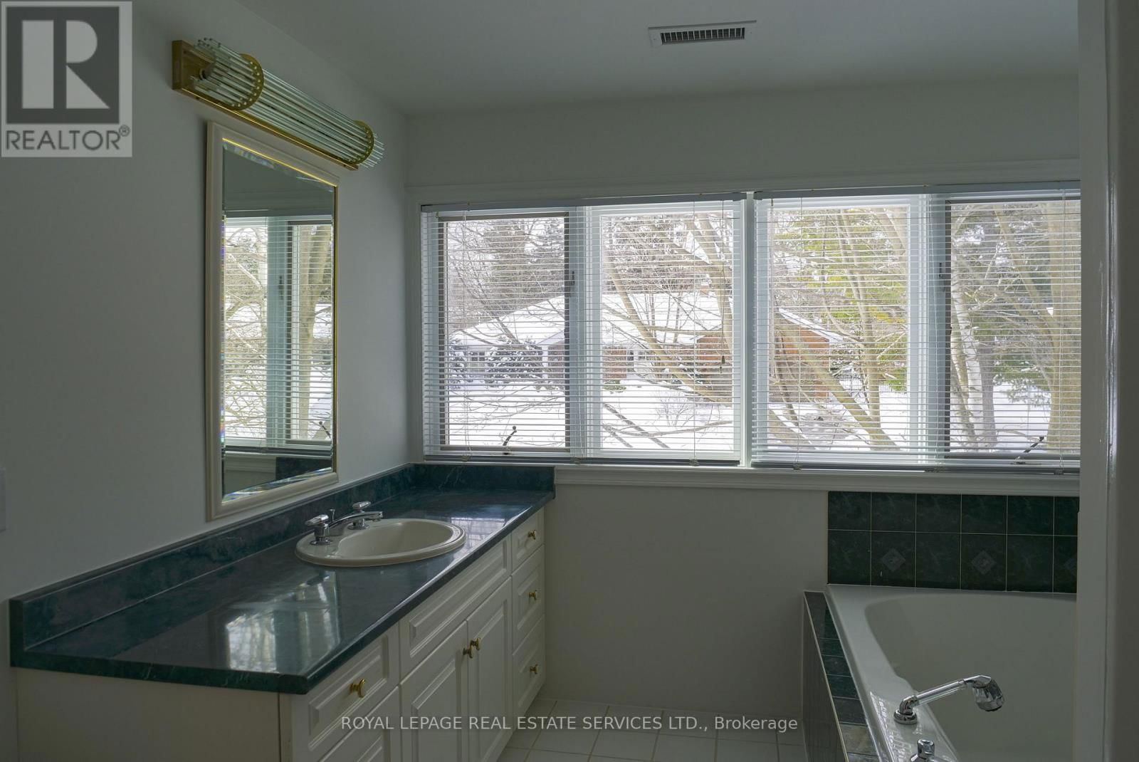 157 TRELAWN AVENUE Image 16