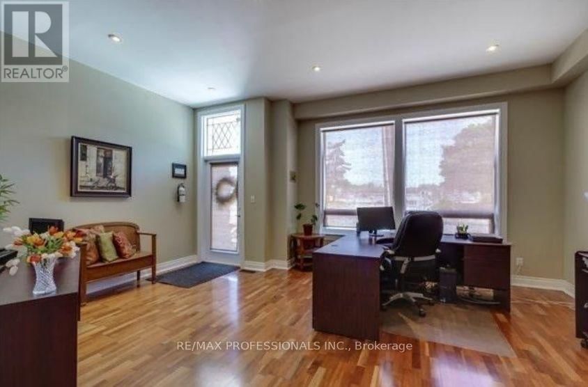 114 BRONTE ROAD Image 2