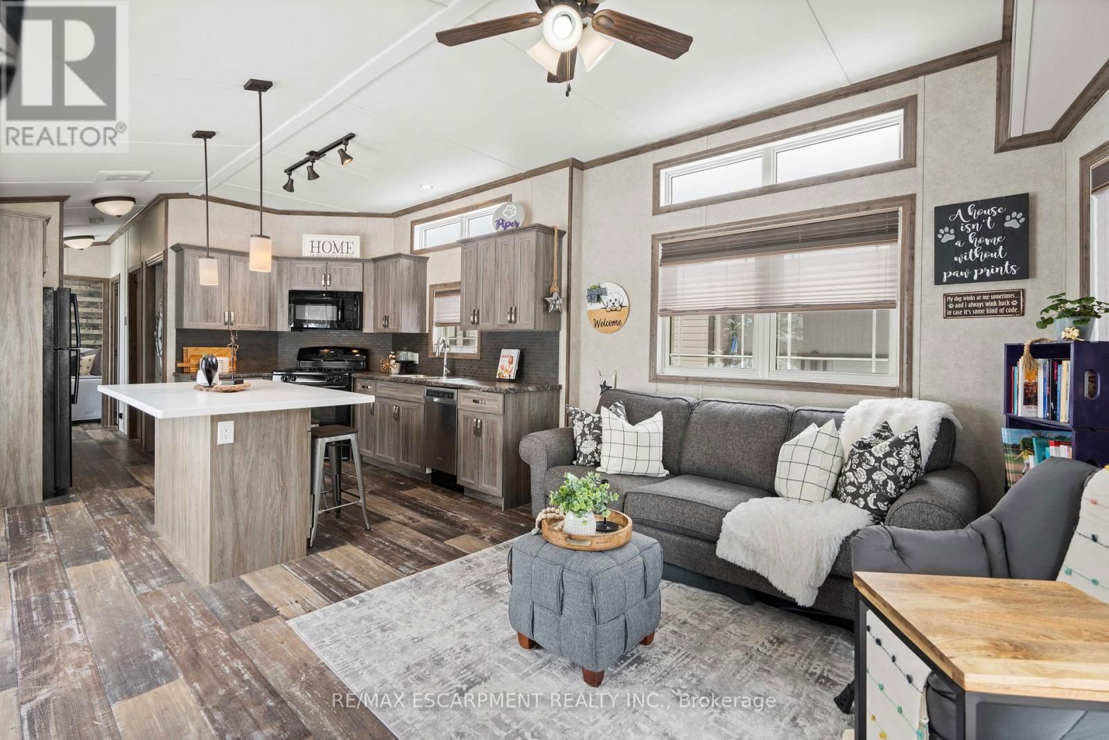 10 Oak St - 4449 MILBUROUGH LINE Image 12
