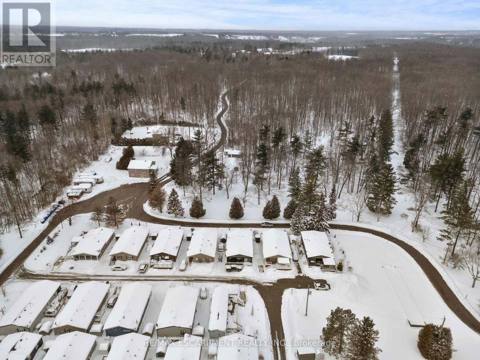 10 Oak St - 4449 MILBUROUGH LINE Image 32