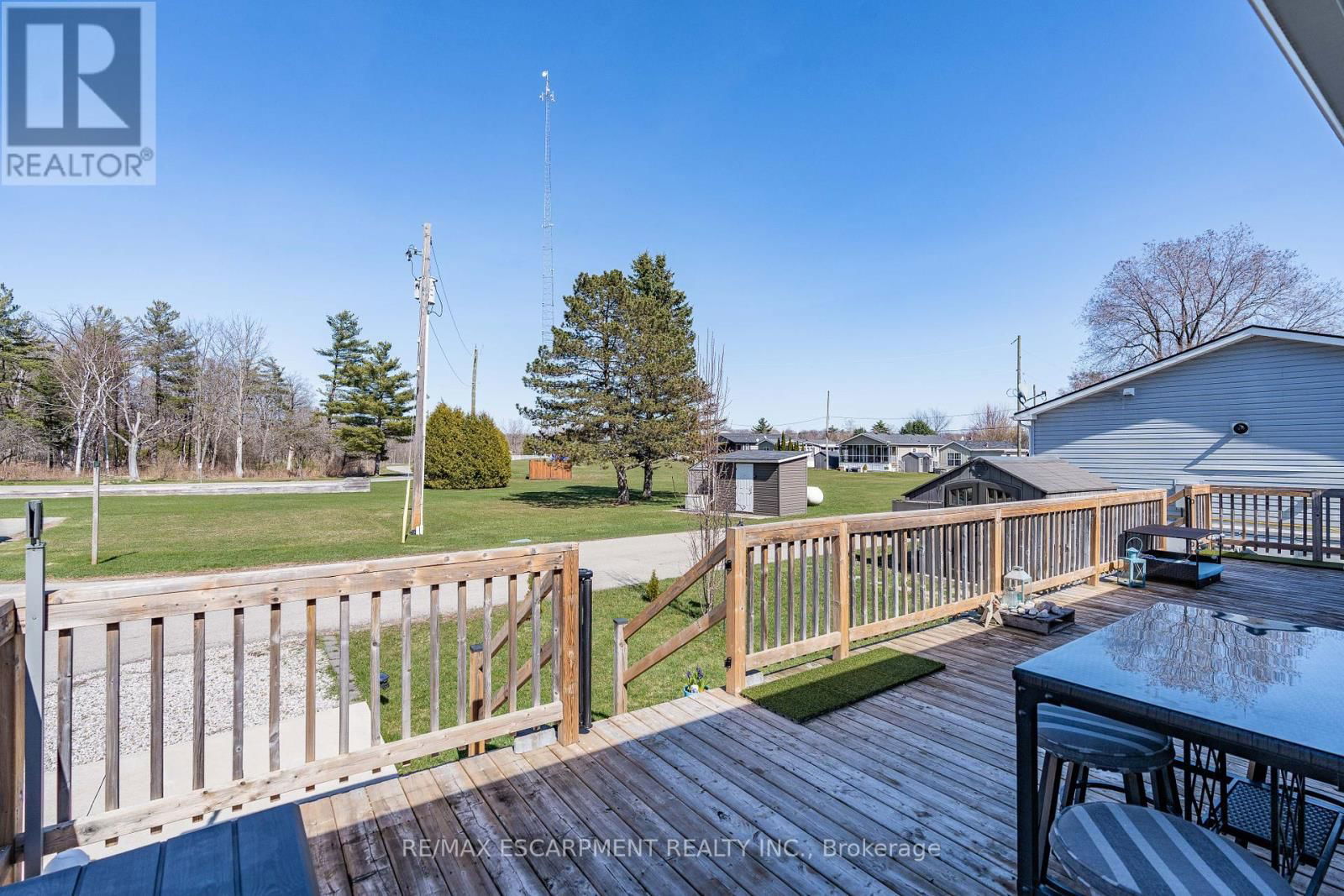 10 Oak St - 4449 MILBUROUGH LINE Image 5