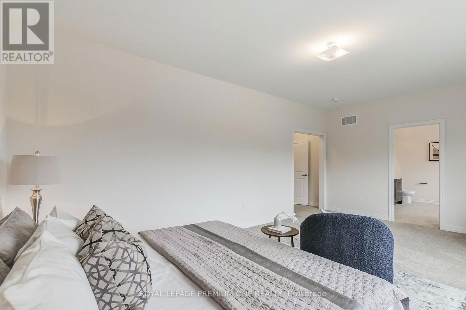 799 APPLE TERRACE Image 39