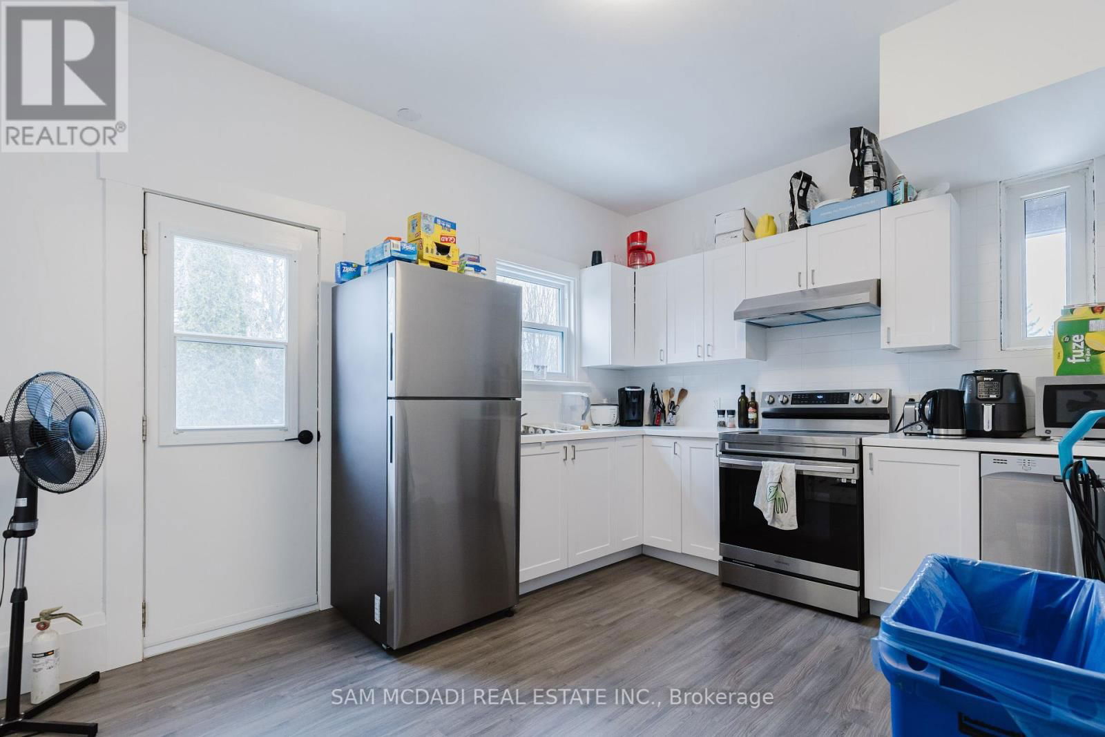 2177 LAKESHORE ROAD Image 22