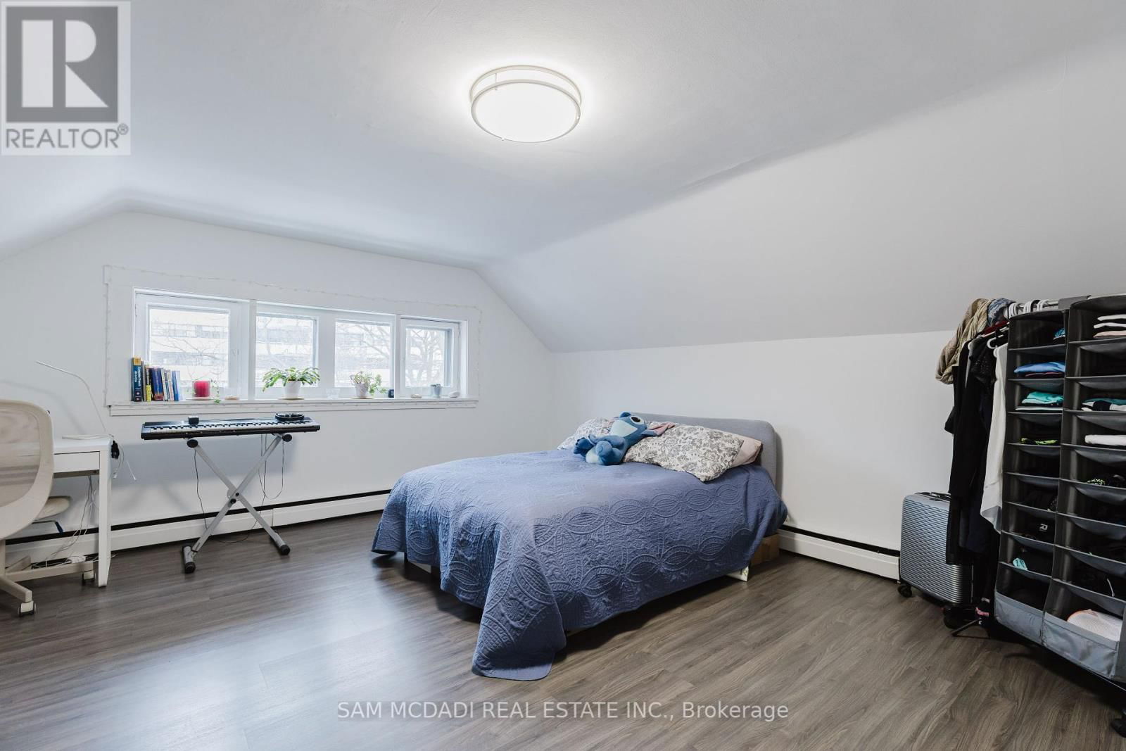 2177 LAKESHORE ROAD Image 25