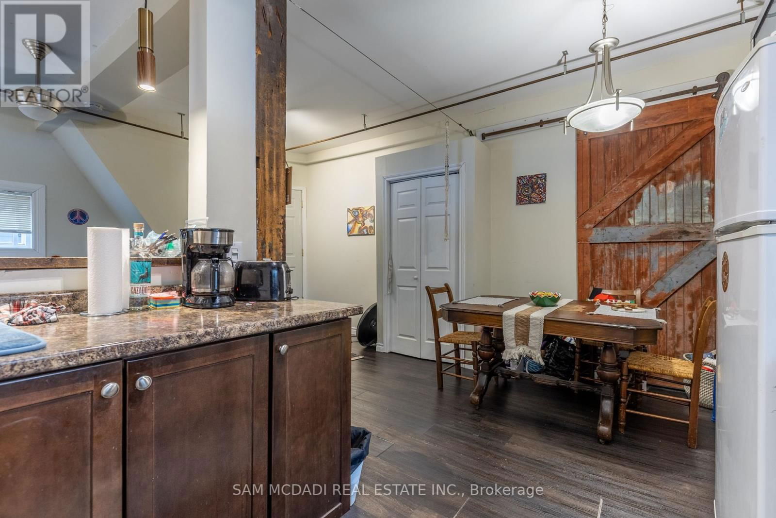 2177 LAKESHORE ROAD Image 30