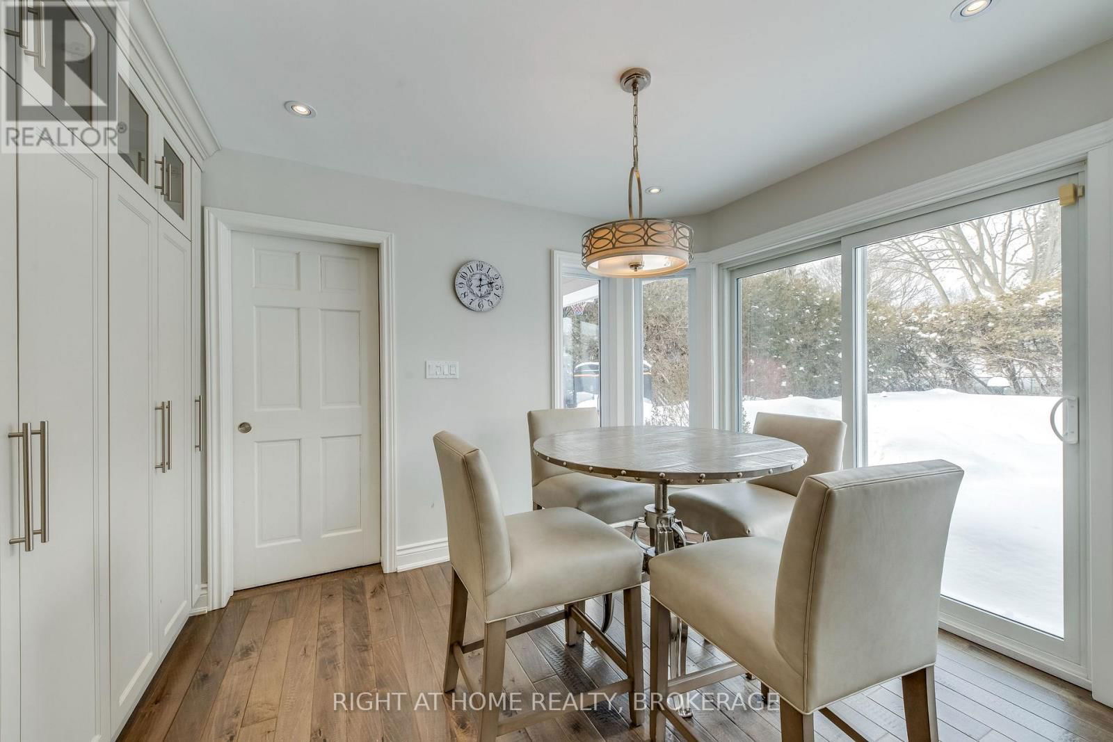 1335 CAMBRIDGE DRIVE Image 14