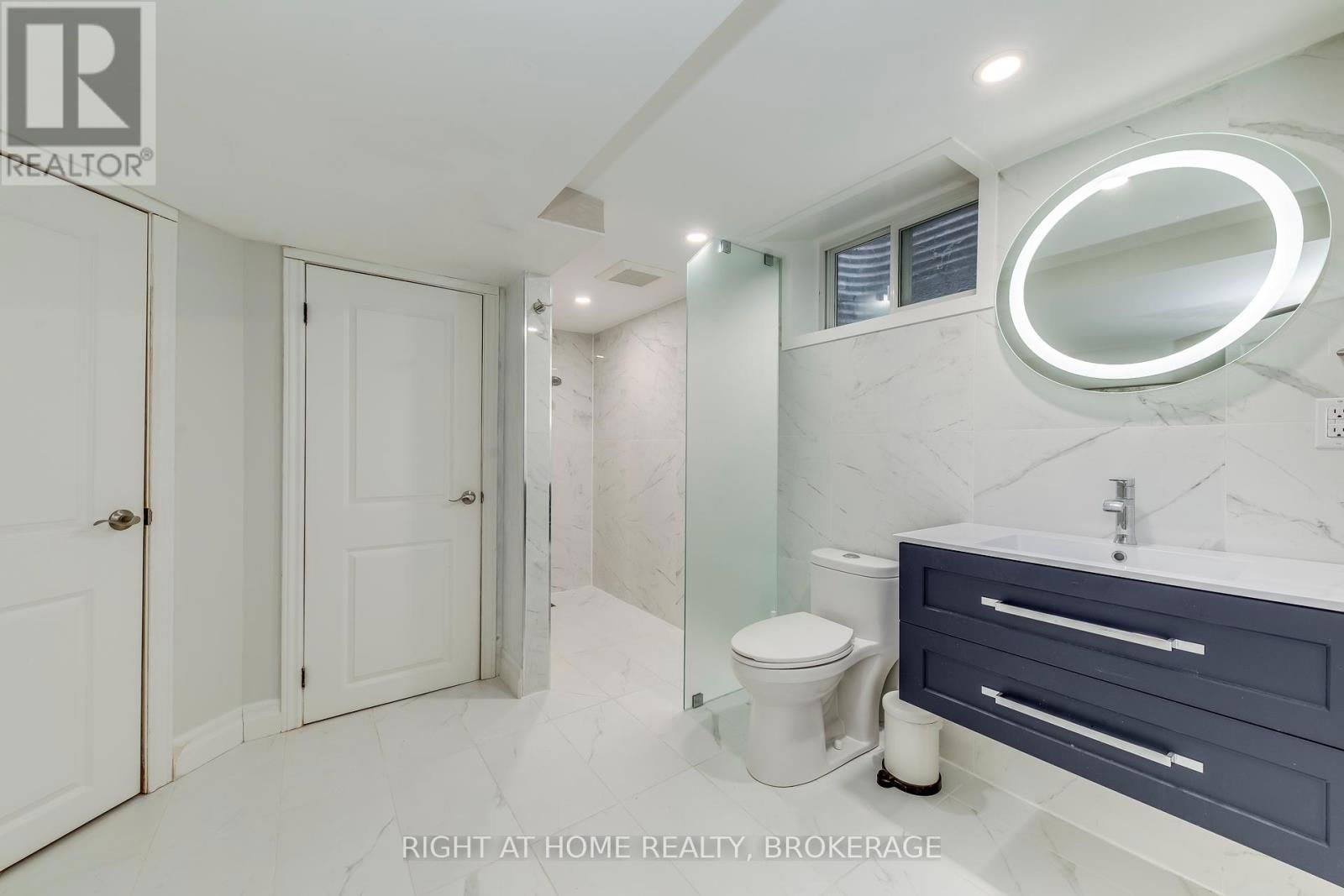 1335 CAMBRIDGE DRIVE Image 42