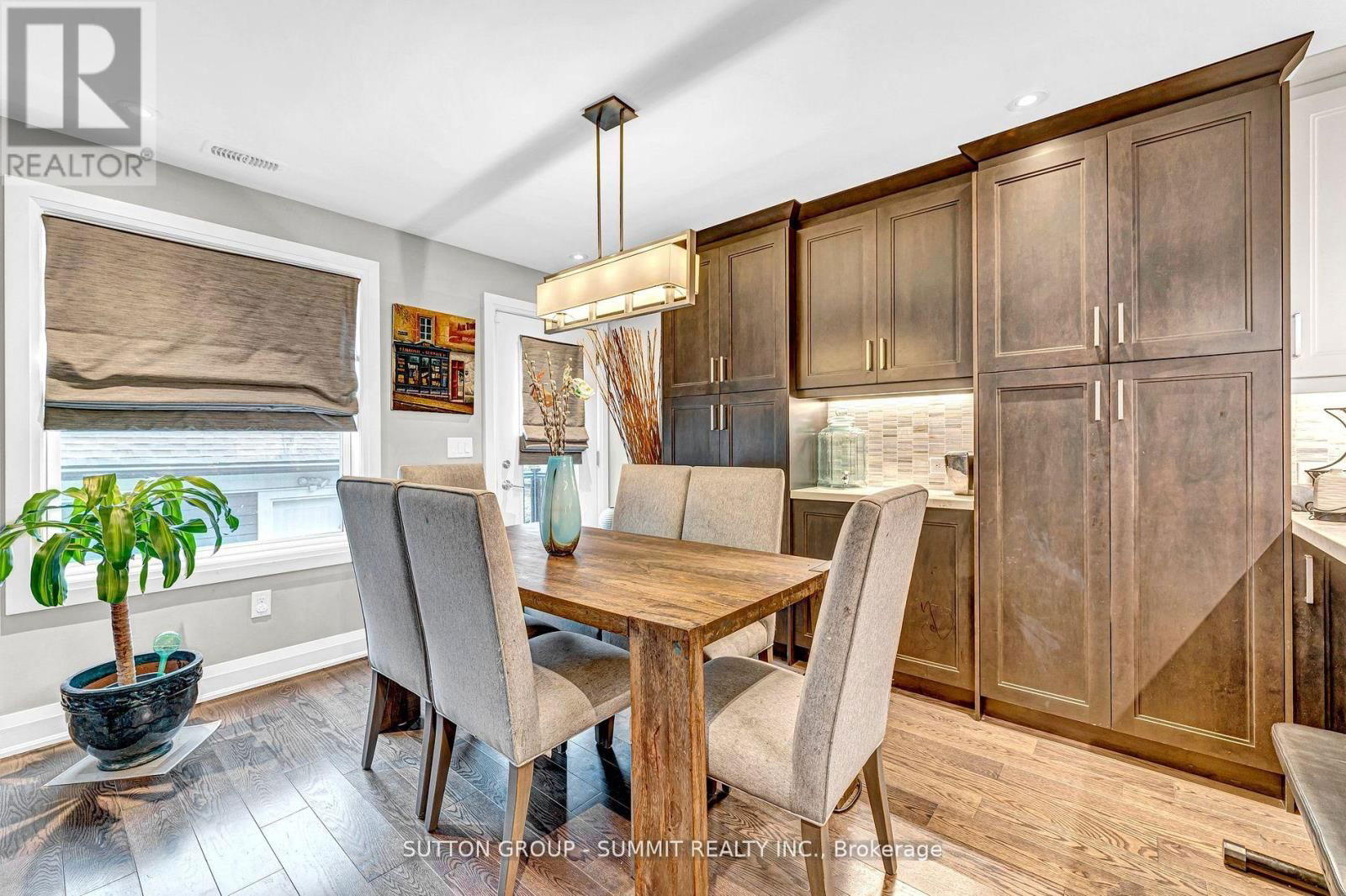 31 OAKWOOD AVENUE NORTH Image 23