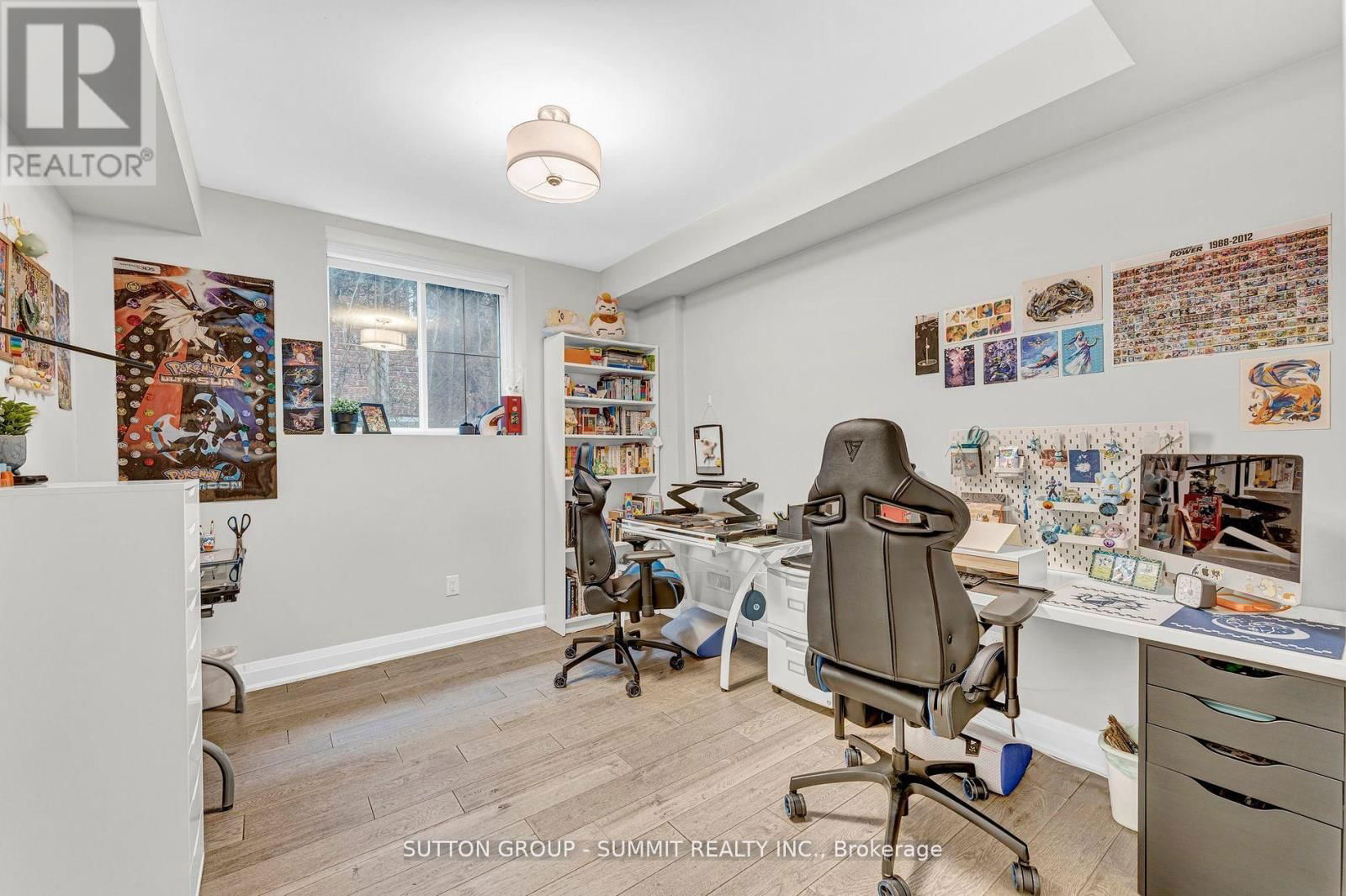 31 OAKWOOD AVENUE NORTH Image 31