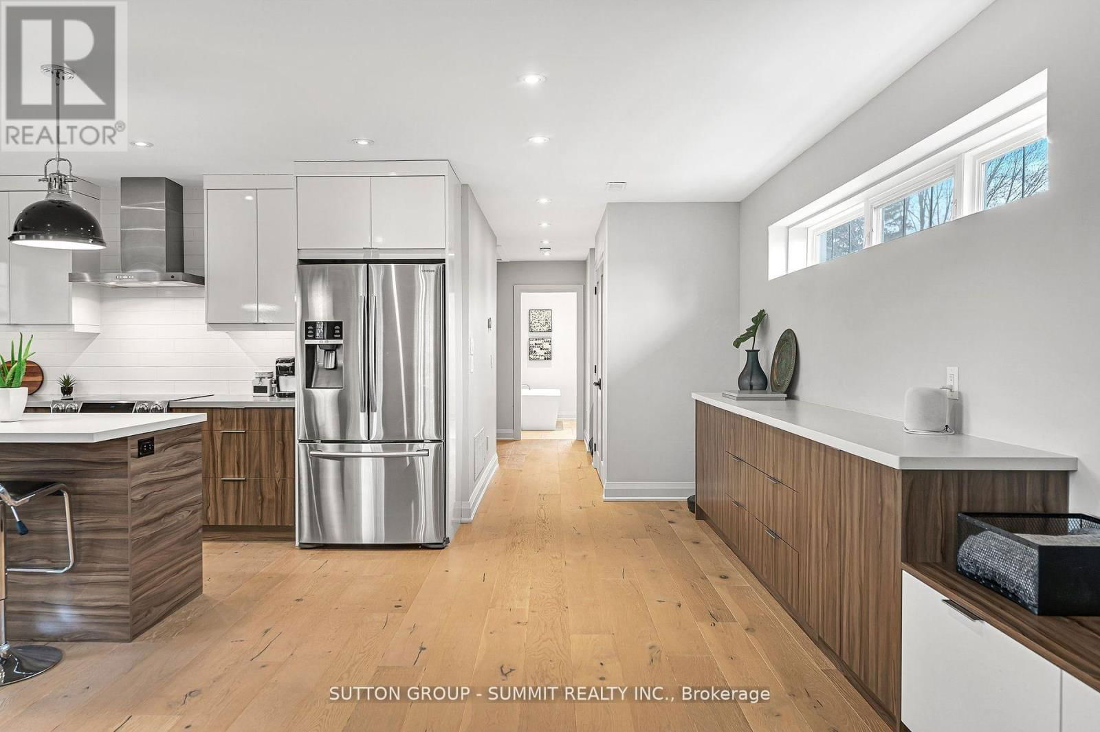 31 OAKWOOD AVENUE NORTH Image 6