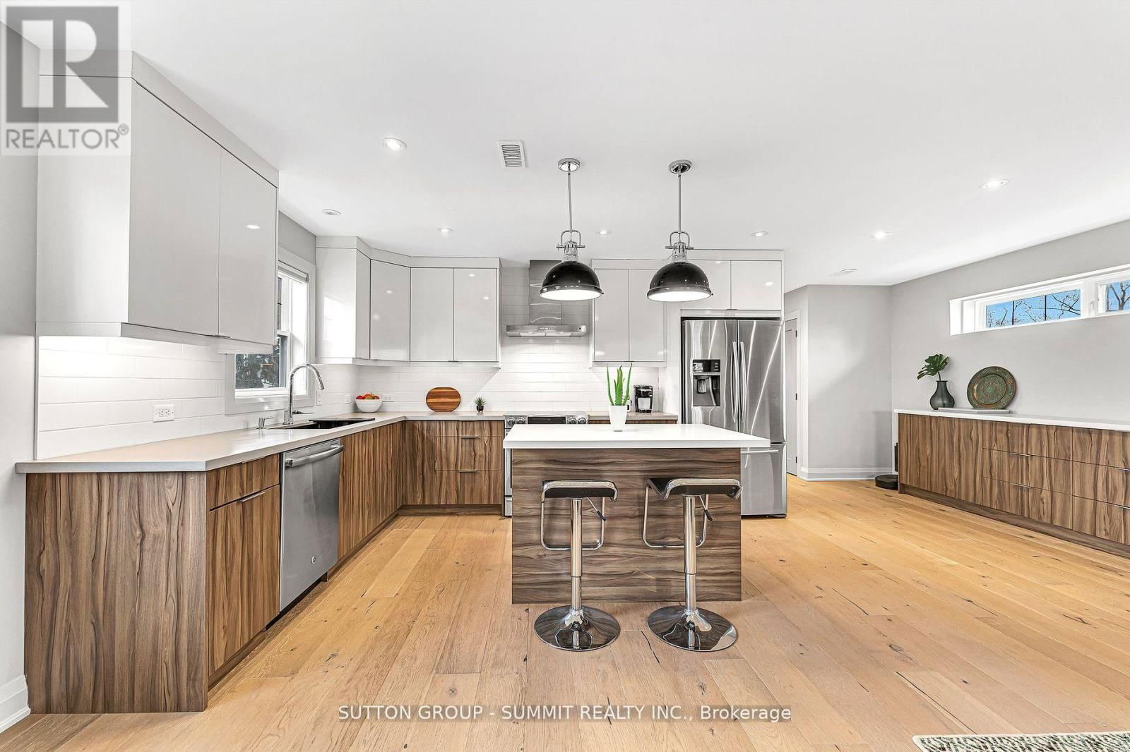 31 OAKWOOD AVENUE NORTH Image 7