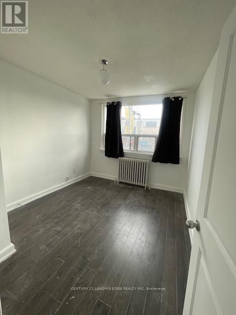 Apt 1 - 1516 EGLINTON AVENUE WEST Image 5